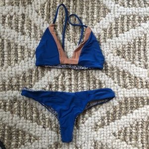 Acacia topless/peahi set